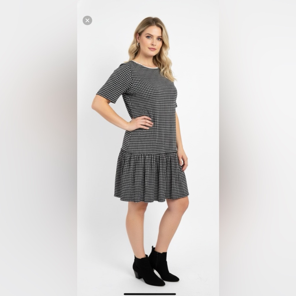 London Times Dress - Size 16